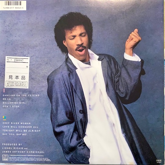 Lionel Richie – Dancing On The Ceiling