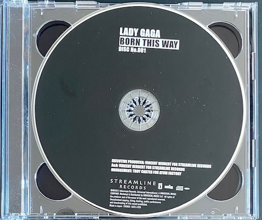 Lady Gaga – Born This Way