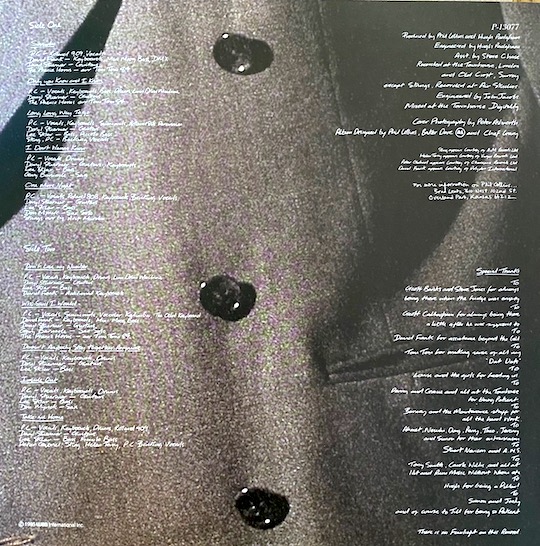 Phil Collins – No Jacket Required